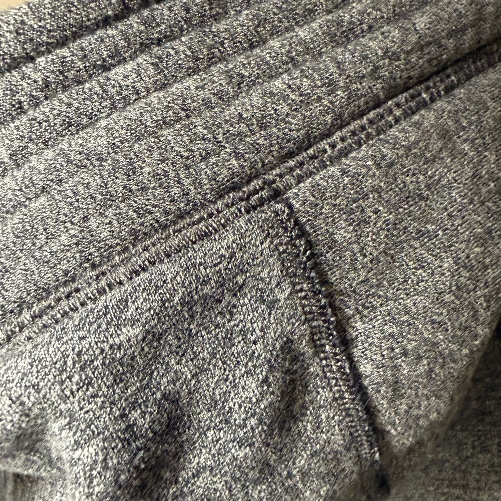 lululemon Après It All 2-in-1 Fleece Hooded Jacket Zip-Off Bottom – Size 10 - Picture 10 of 10